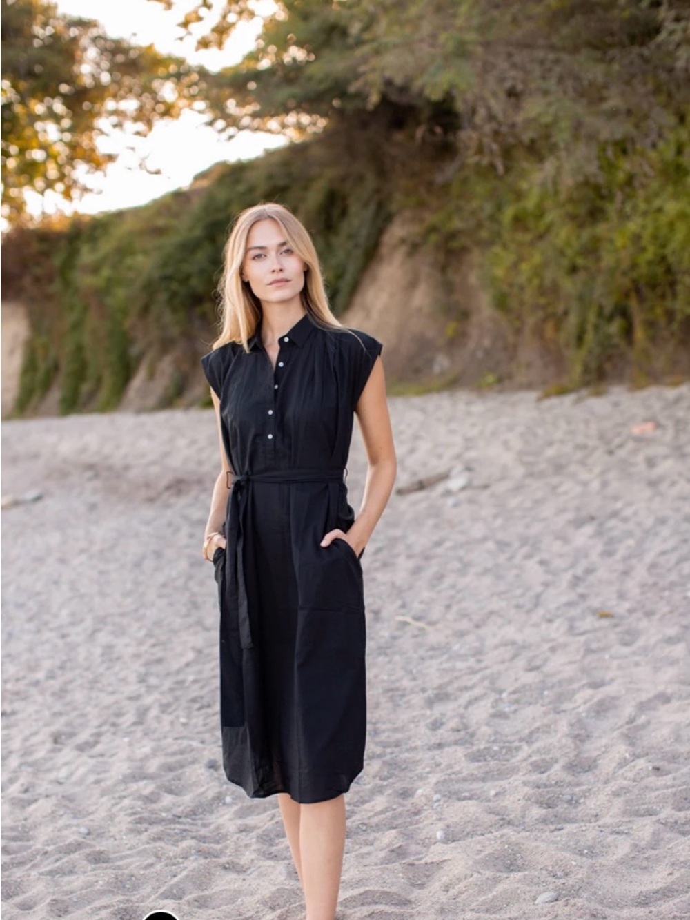 Sleeveless Joanna Dress by Marea. - Picture 10 of 11